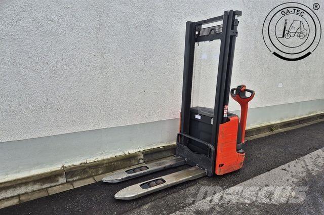 Linde L12 Préparateur de commande haute levée