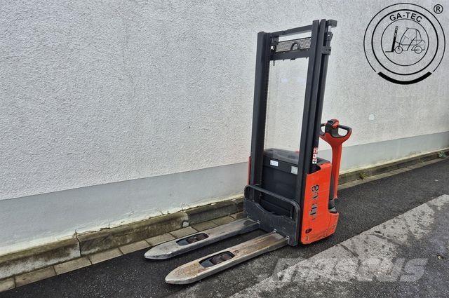 Linde L12 Préparateur de commande haute levée