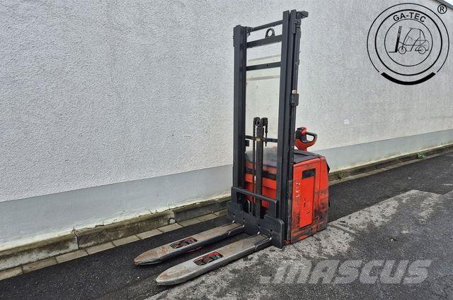 Linde L14i Préparateur de commande haute levée
