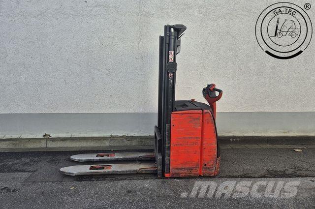 Linde L16 Préparateur de commande haute levée