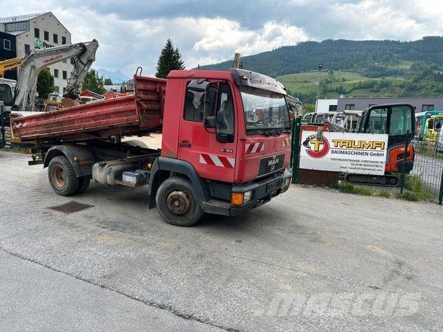 MAN 8.163 Camion benne