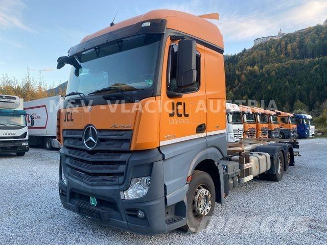 Mercedes-Benz 2542 Châssis cabine