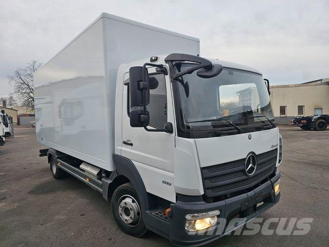 Mercedes-Benz 818 Fourgon