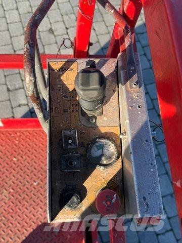 SkyJack SJ4626 Nacelles articulées