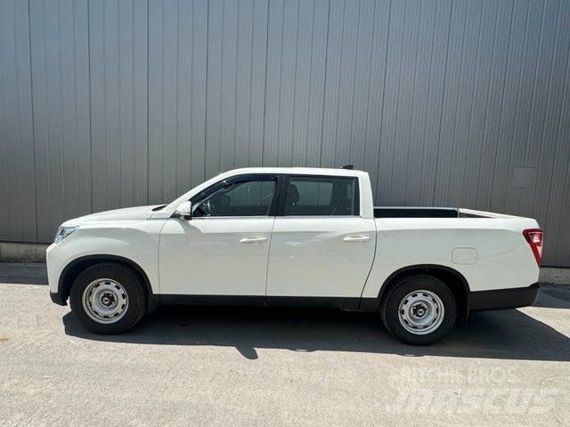 Ssangyong MUSSO Utilitaire benne