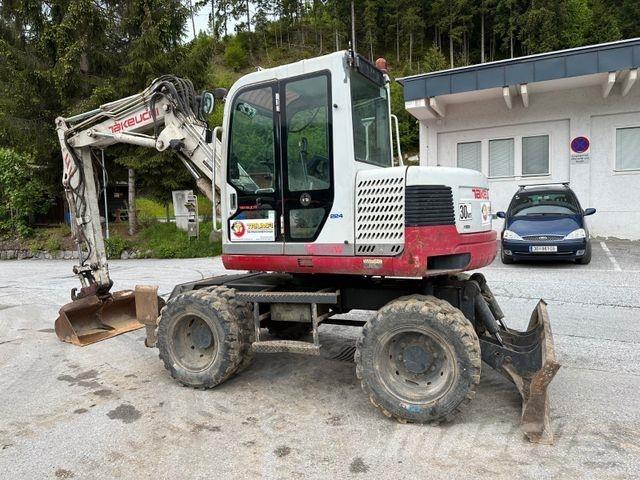 Takeuchi TB175WA Pelle sur pneus