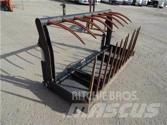  TRAC LIFT hay forks Autres matériels de fenaison