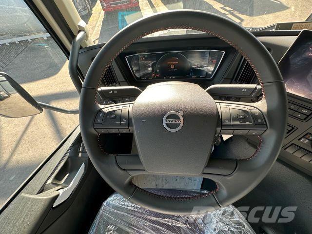 Volvo FMX 500 8x4 Châssis cabine