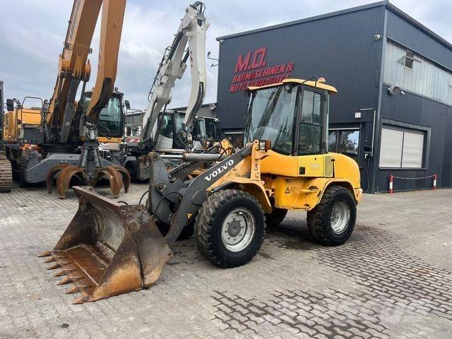 Volvo L30B Chargeuse sur pneus