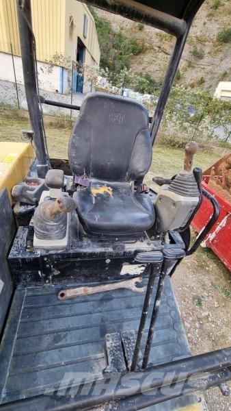 CAT 305ECR Mini pelle < 7t