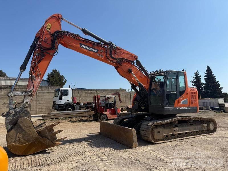 Doosan DX235LCR Pelle sur chenilles