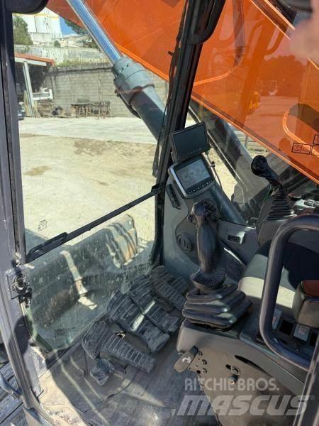 Doosan DX235LCR Pelle sur chenilles