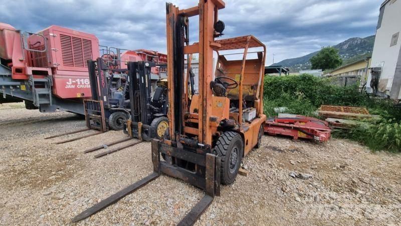 Komatsu FD25T Autres Chariots élévateurs