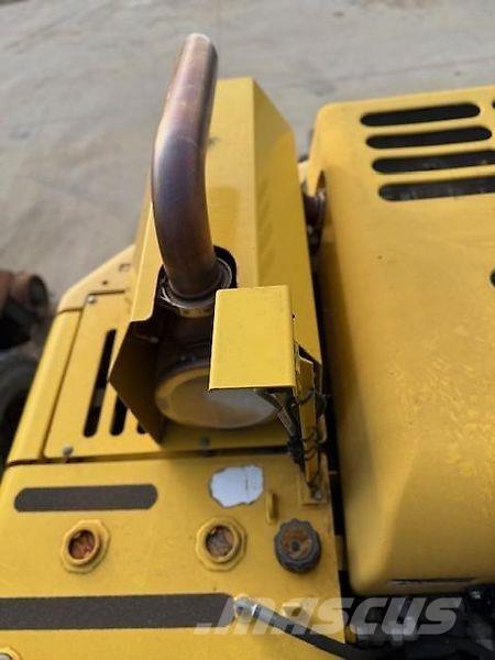 Atlas 1404 KZW 15 Pelle sur chenilles