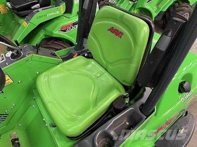 Avant 528 Chargeuse compacte