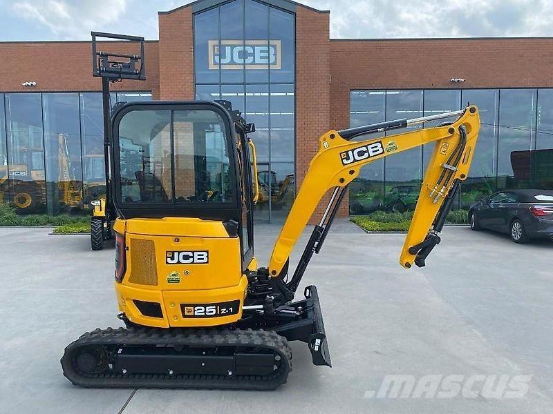 JCB 25-Z1 Cab Pro Pelle sur chenilles