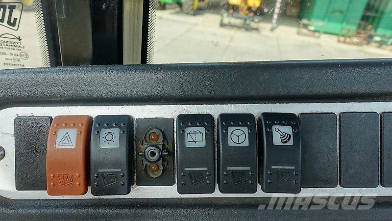 JCB 426 Chargeuse sur pneus