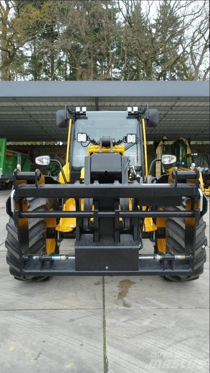 JCB TM 320 S Chariot télescopique