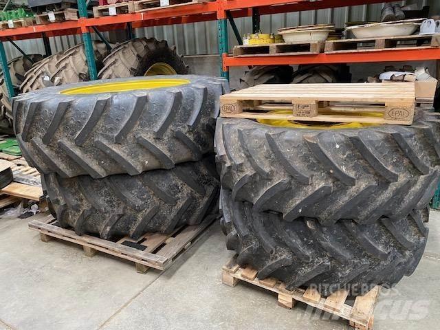 John Deere 7R Pneus, roues et jantes