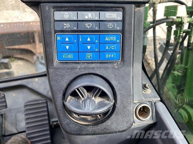 Komatsu PC138-8 Pelle sur chenilles