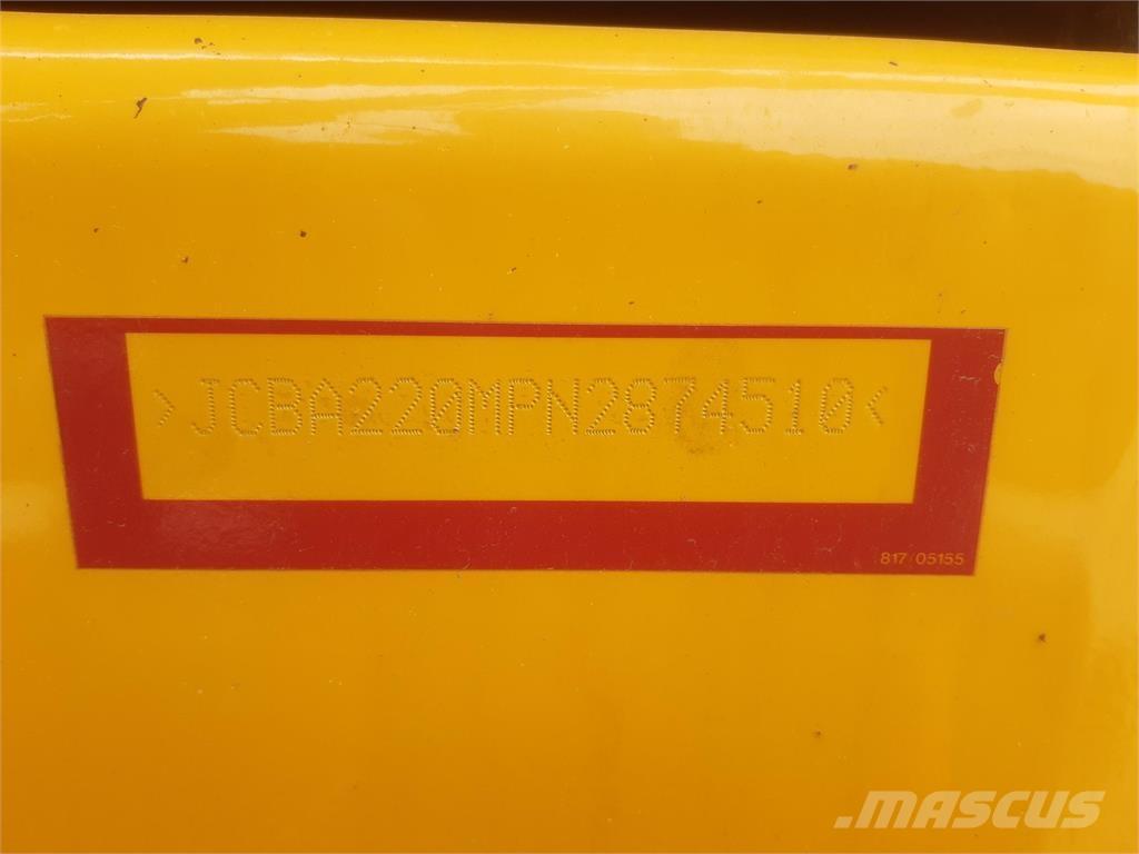 JCB  Pelle sur chenilles