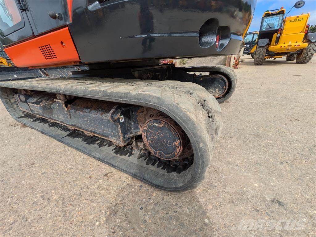 Kubota  Mini pelle < 7t