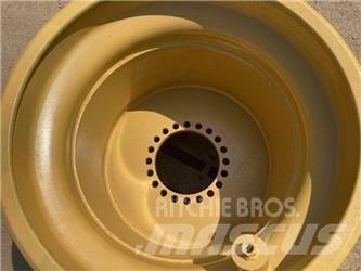 CAT 535C Pneus, roues et jantes