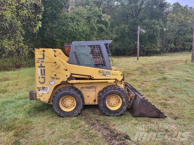 Gehl 6635 SXT Construction - Autres