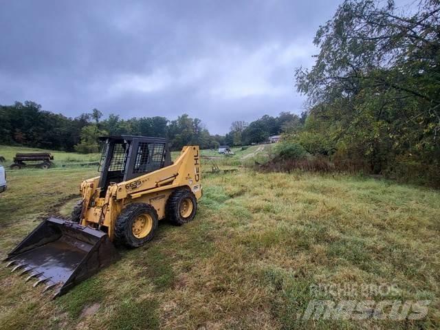 Gehl 6635 SXT Construction - Autres