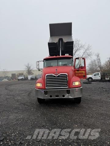 Mack Vision Autre fourgon / utilitaire