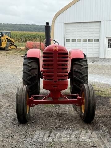  Massey Harris 444 Construction - Autres