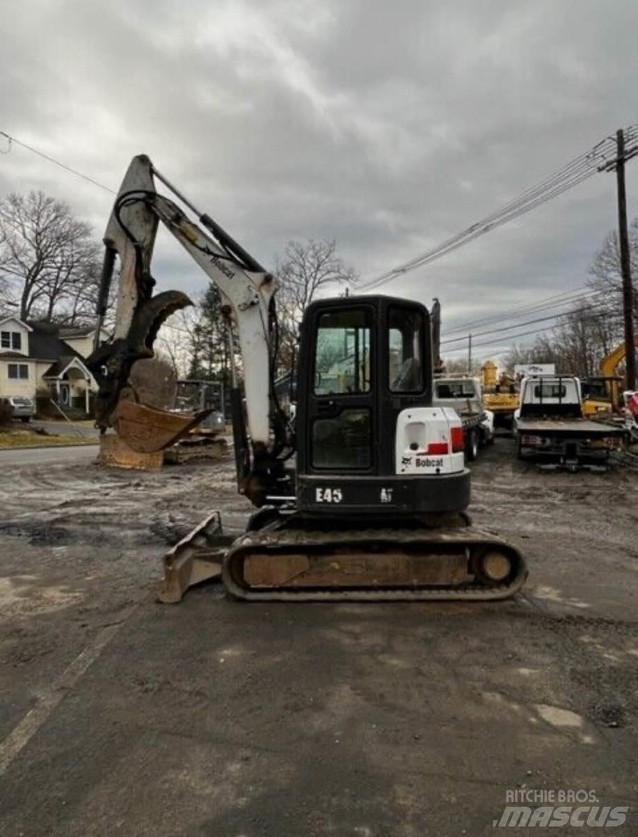 Bobcat E45 Mini pelle < 7t