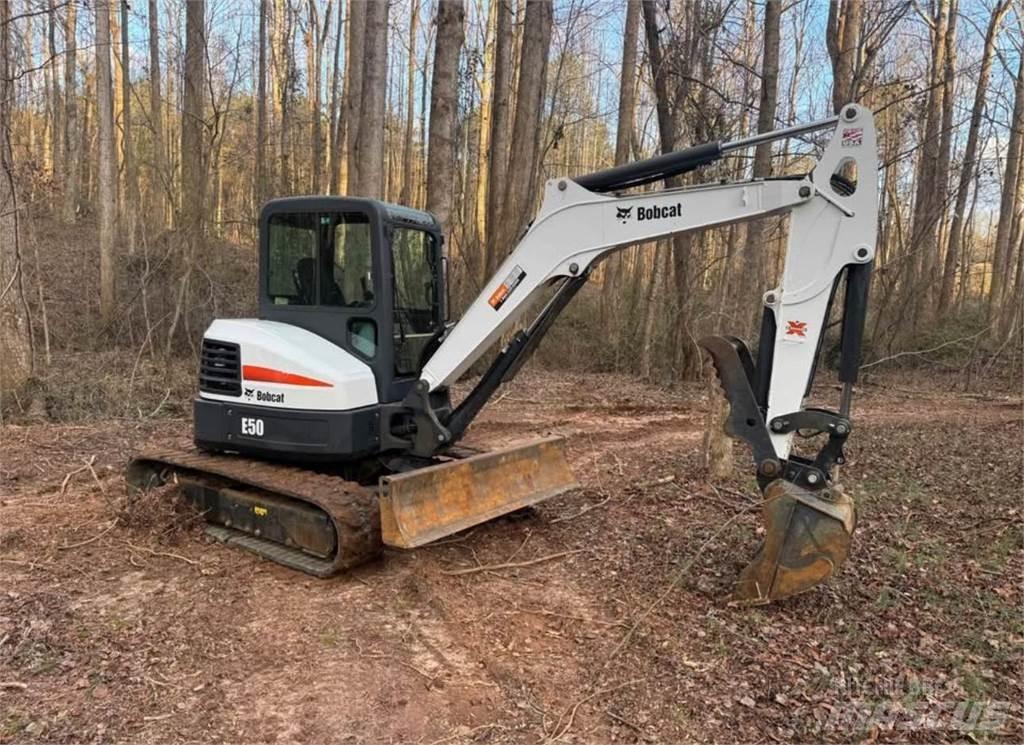 Bobcat E50 Mini pelle < 7t