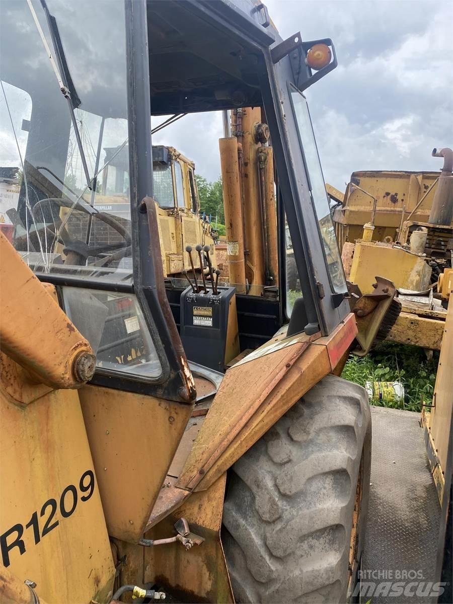 CASE 580D Tractopelle