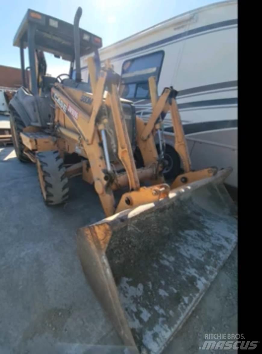 CASE 580M Tractopelle