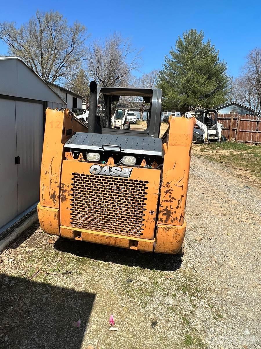CASE TR270 Chargeuse compacte