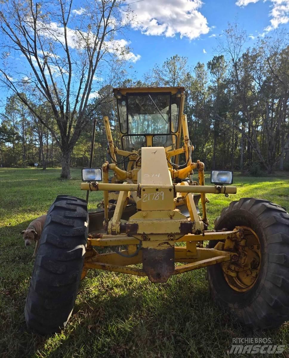 CAT 120G Niveleuse