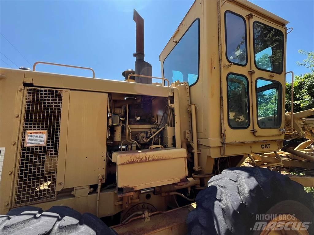 CAT 120G Niveleuse