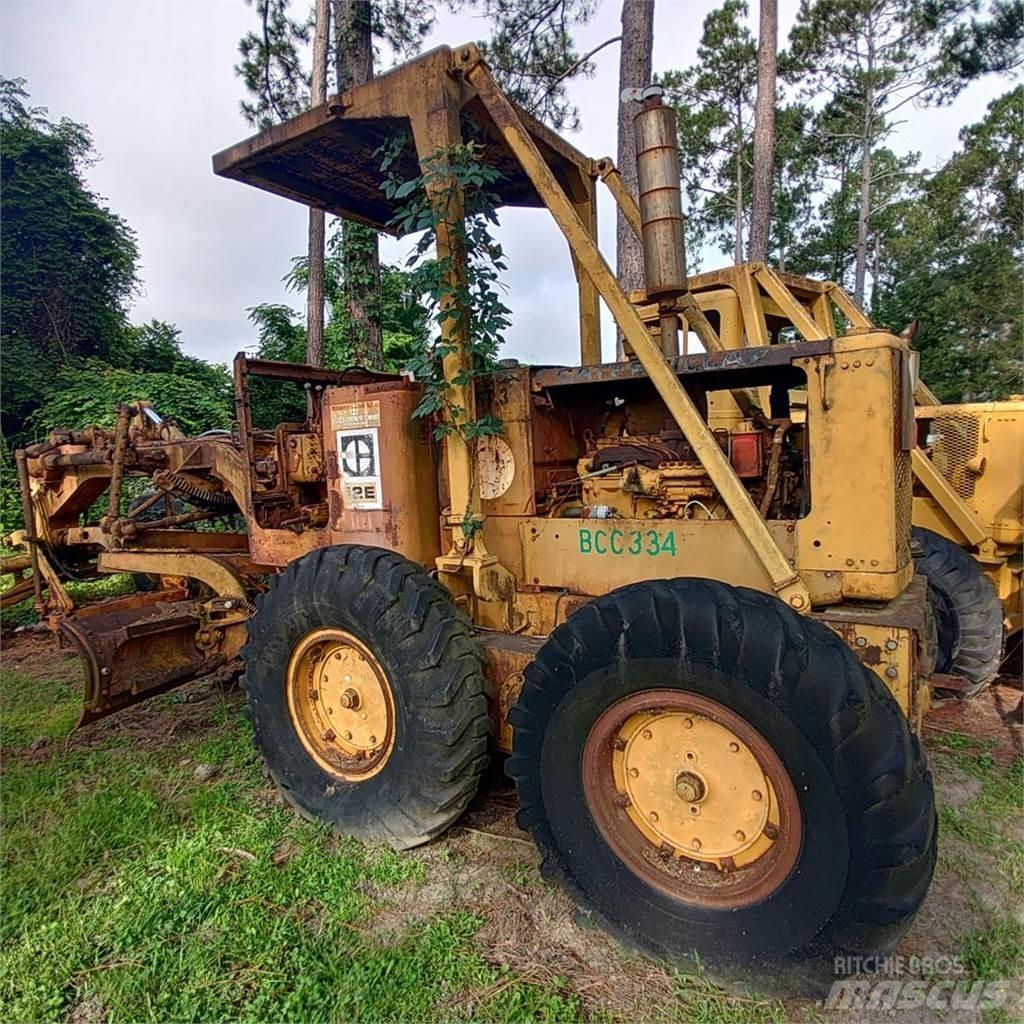CAT 12E Niveleuse