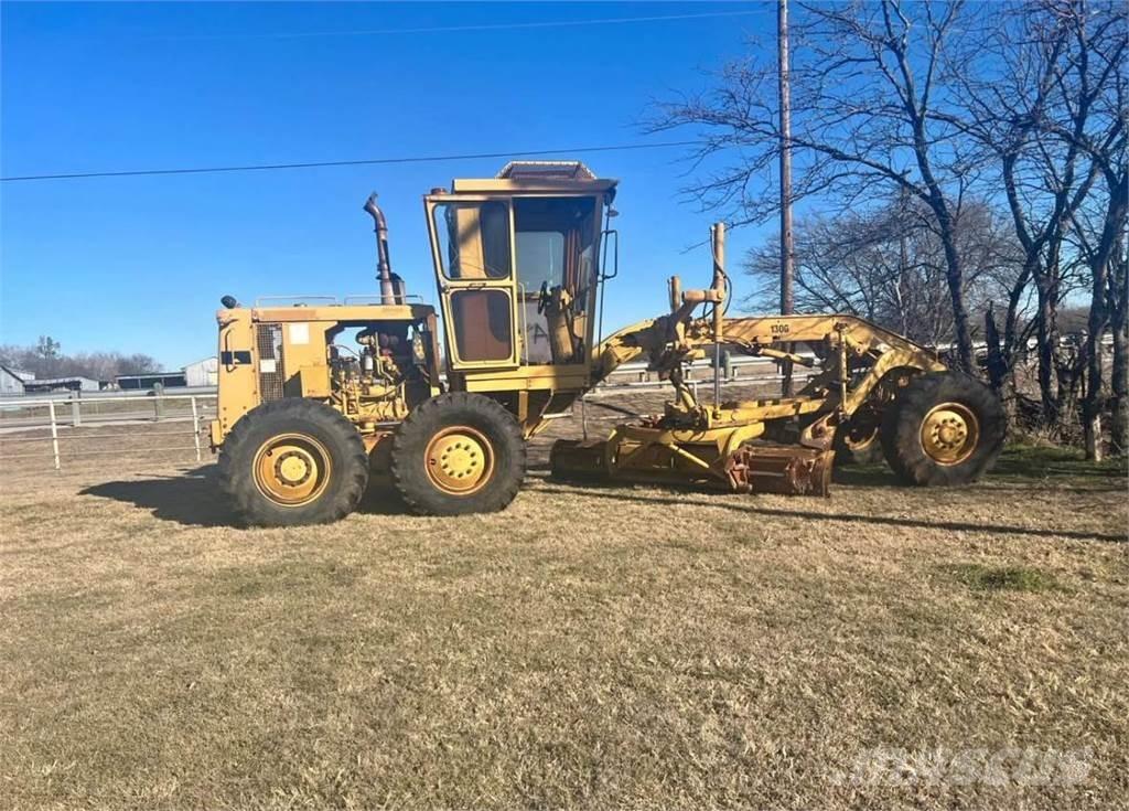 CAT 130G Niveleuse