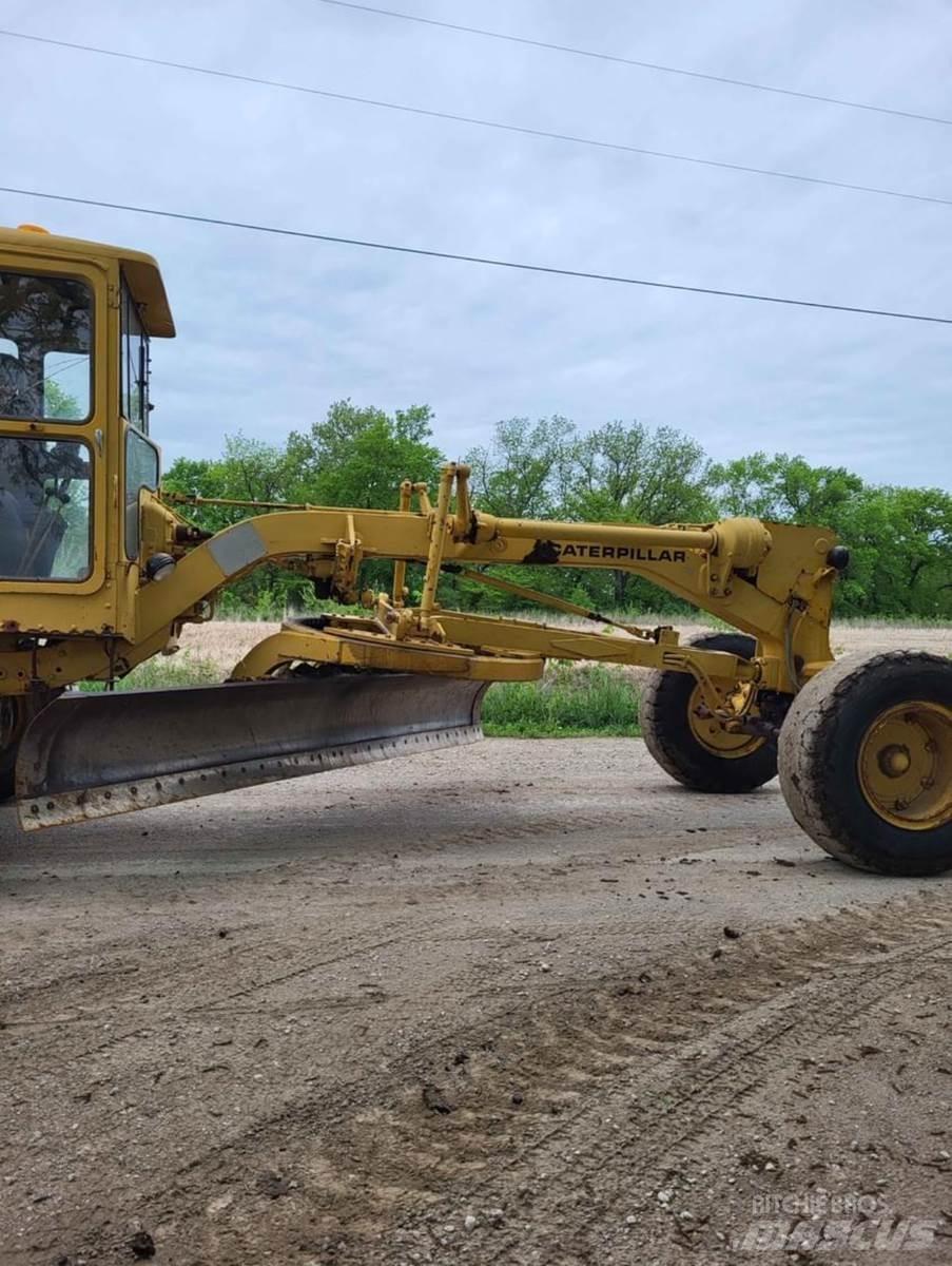 CAT 14E Niveleuse