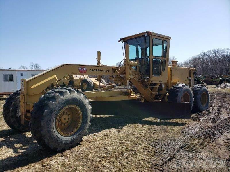 CAT 14G Niveleuse