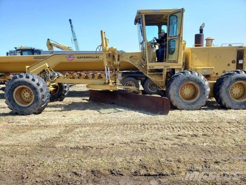 CAT 14G Niveleuse