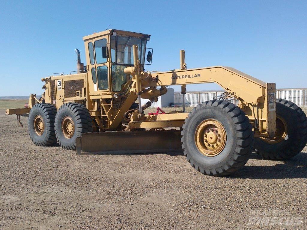 CAT 16G Niveleuse