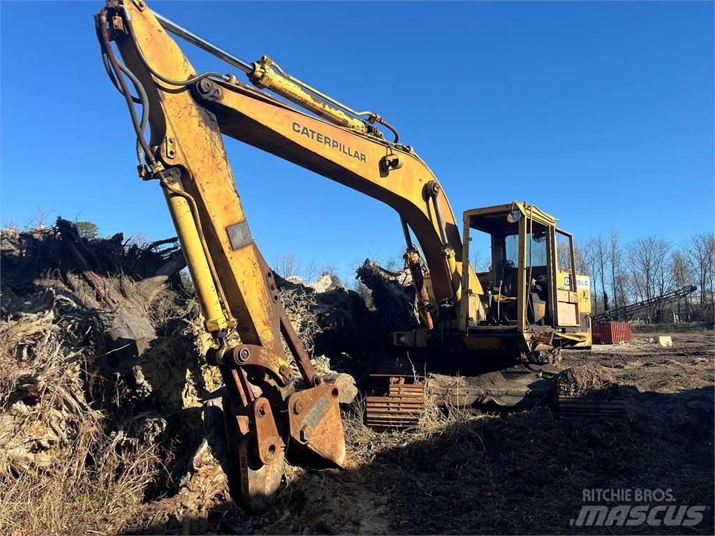 CAT 225 LC Pelle sur chenilles