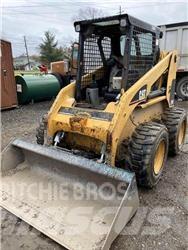 CAT 246 Chargeuse compacte
