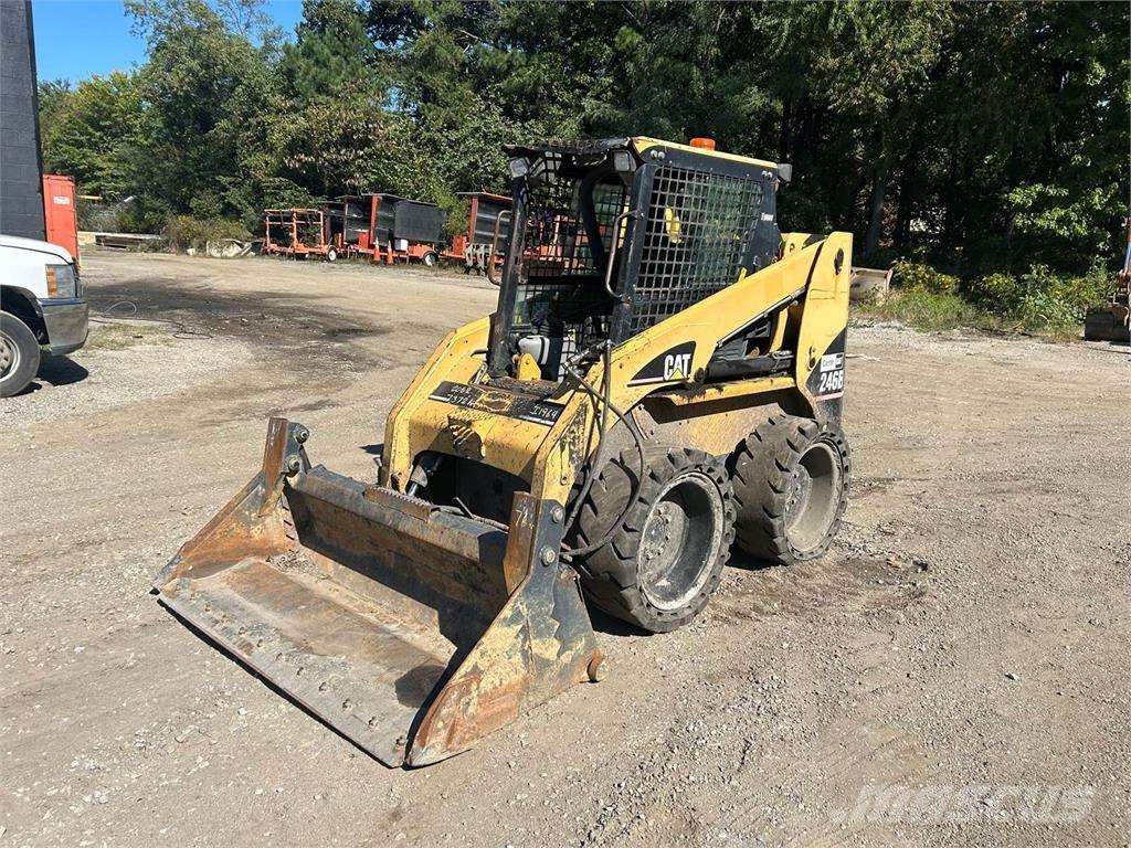 CAT 246B Chargeuse compacte