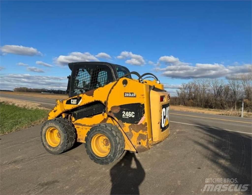 CAT 246C Chargeuse compacte