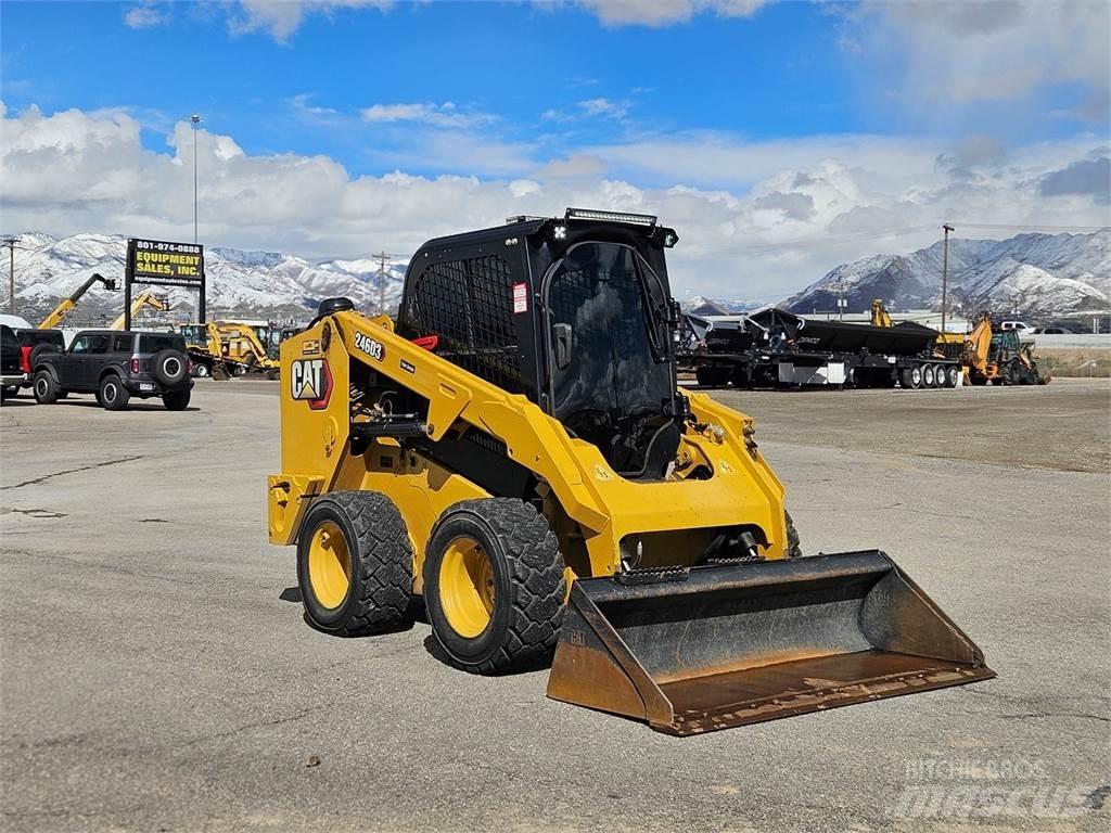 CAT 246D3 Chargeuse compacte