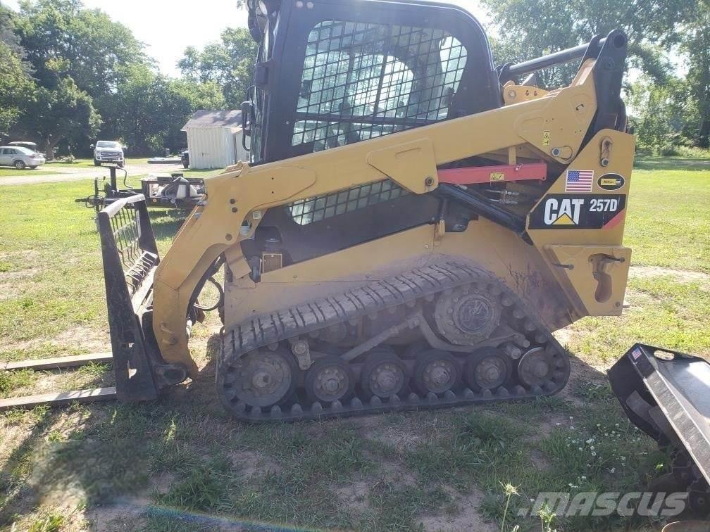 CAT 257D Chargeuse compacte